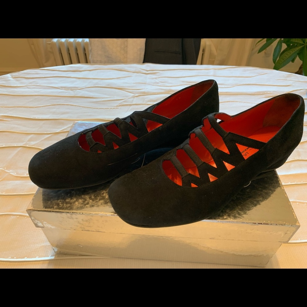 Pas de Rouge Shoes